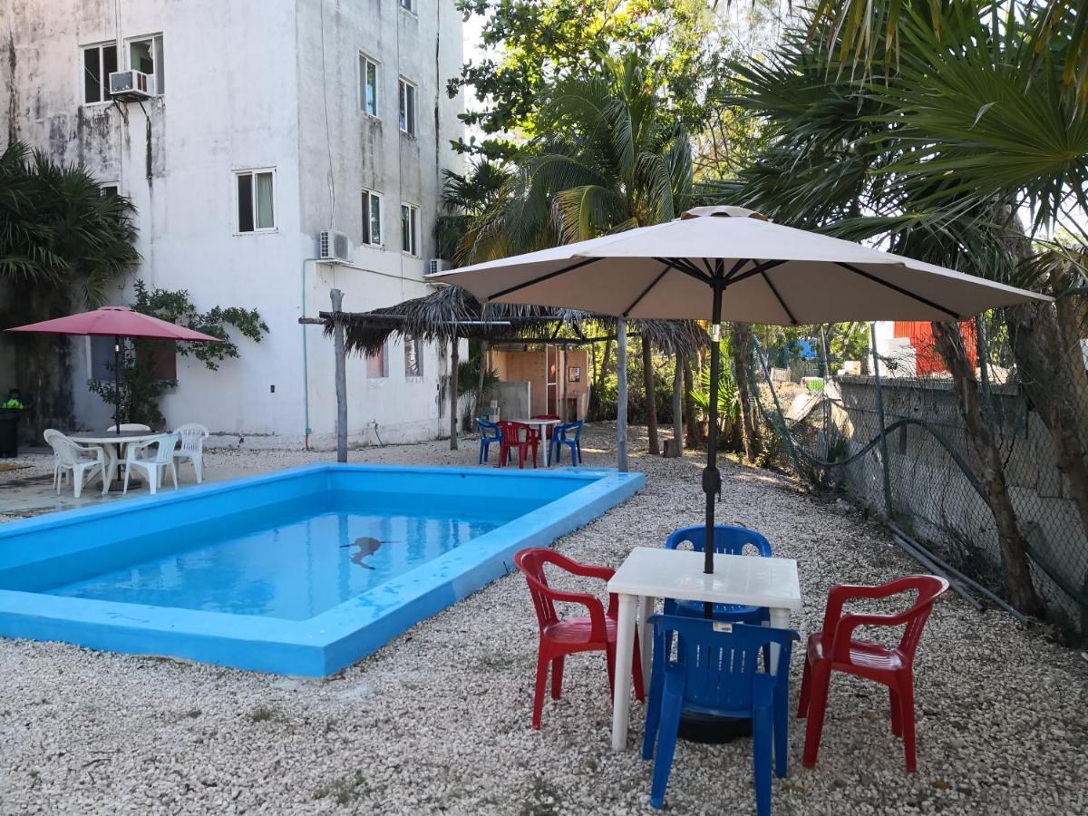 Punta Sam Hostel Канкун Екстериор снимка