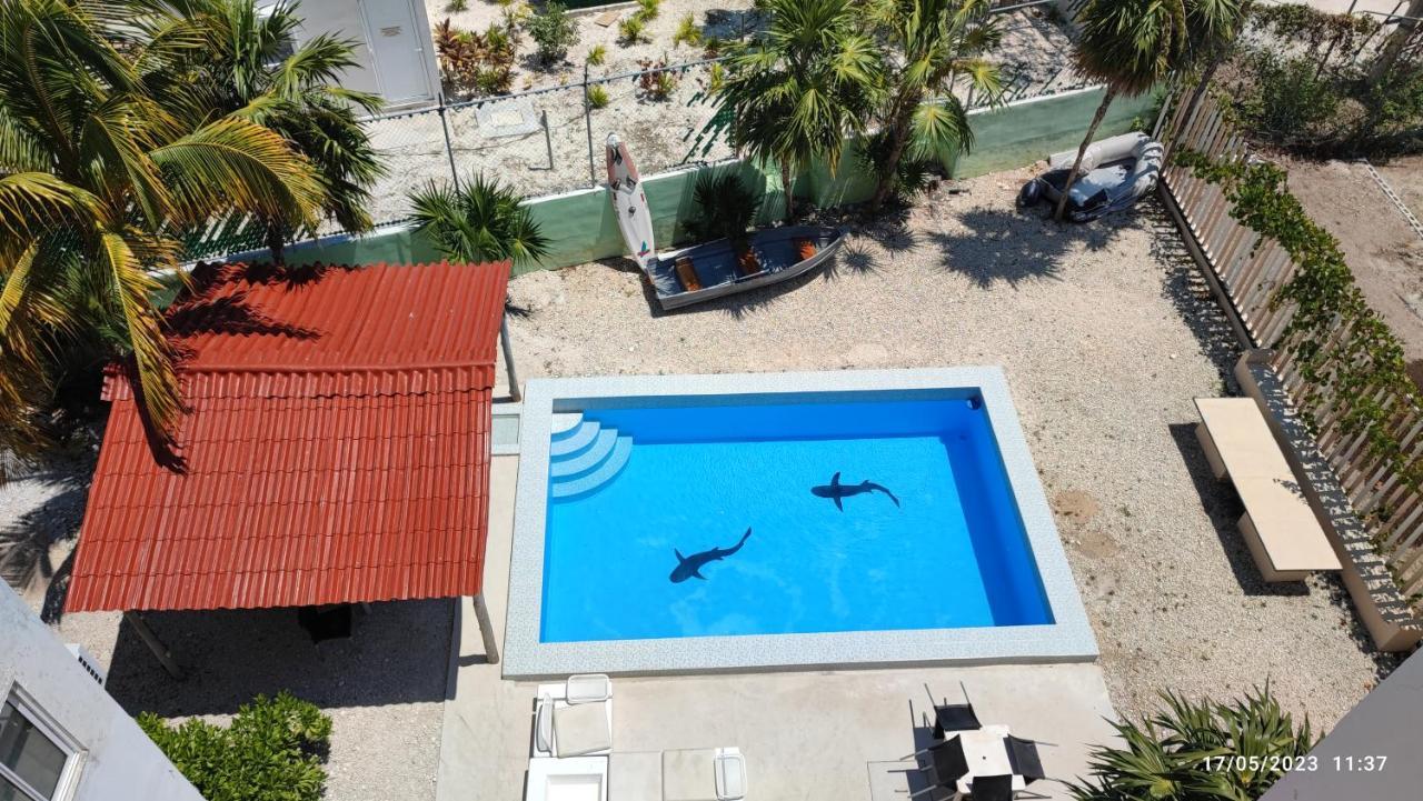 Punta Sam Hostel Канкун Екстериор снимка