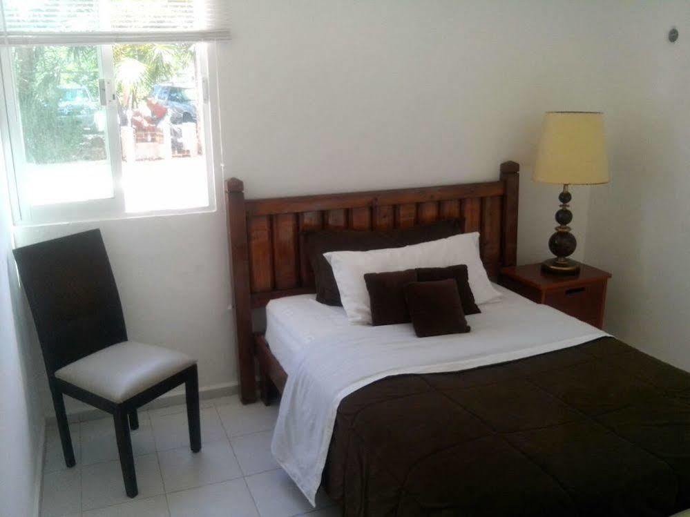 Punta Sam Hostel Канкун Екстериор снимка