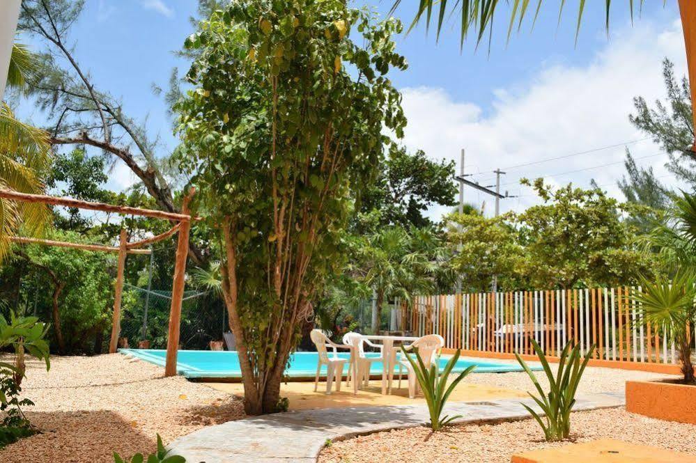 Punta Sam Hostel Канкун Екстериор снимка